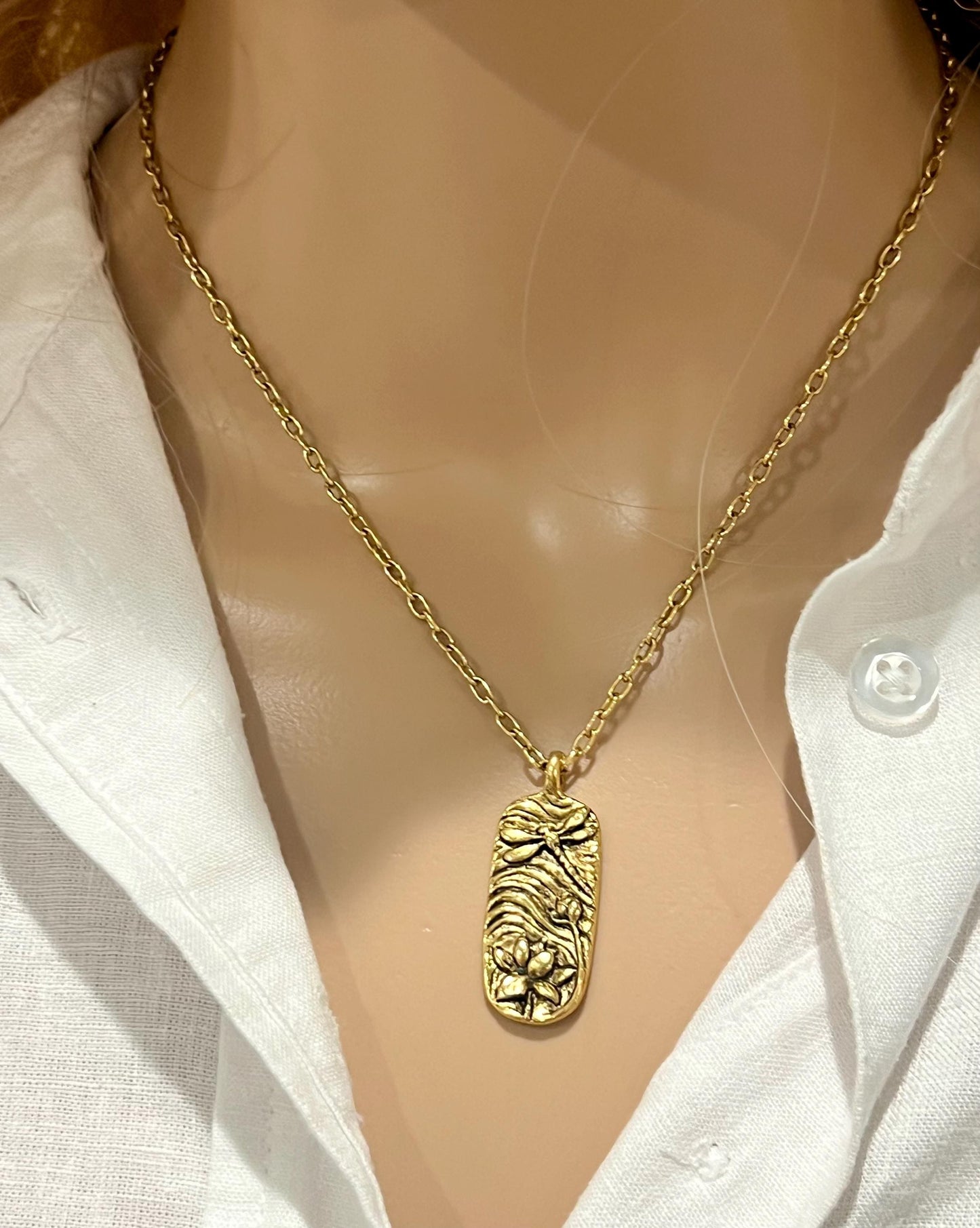 Gold Delicate Paperclip Layering Necklace with Gold Dragonfly Pendant Gorgeous Layering Statement Necklace Modern Gold Necklace