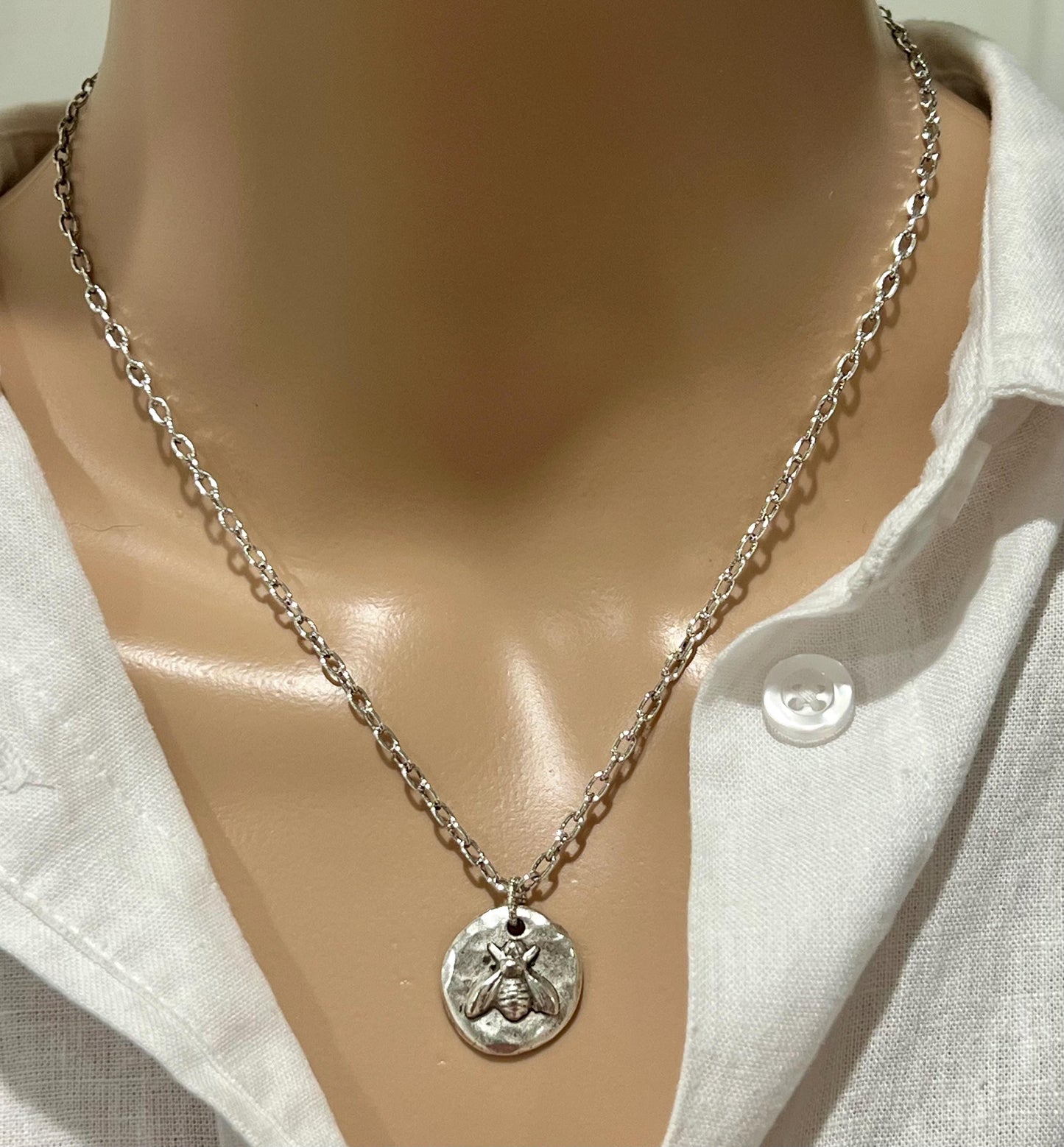 Silver Delicate Paperclip Layering Necklace with Silver Bee Pendant Gorgeous Layering Statement Necklace Modern Silver Necklace