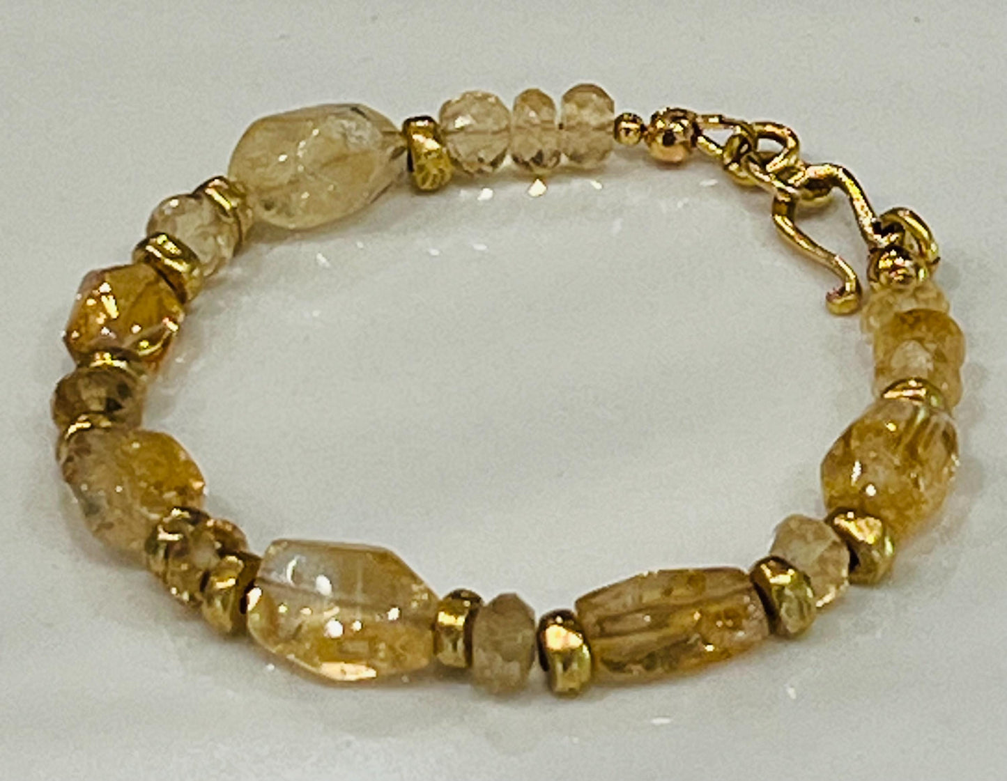 Citrine Beaded Bracelet with Non-tarnish Gold Plated Pewter Clasp/Beads Sparkling Citrine Gemstones Natural Gemstone Bracelet