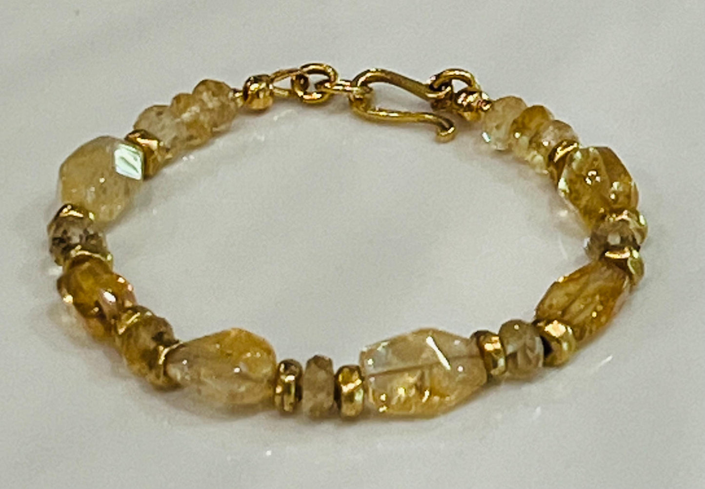 Citrine Beaded Bracelet with Non-tarnish Gold Plated Pewter Clasp/Beads Sparkling Citrine Gemstones Natural Gemstone Bracelet
