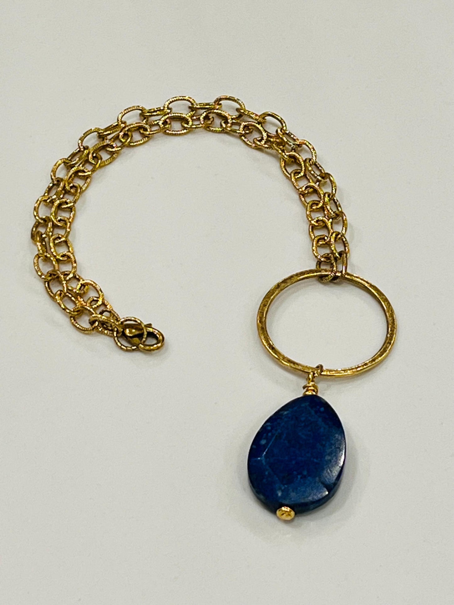Gold Textured Cable Pendant Drop Necklace with Lapis Gemstone Pendant Layering Statement Necklace Blue Lapis Lazuli Drop Necklace