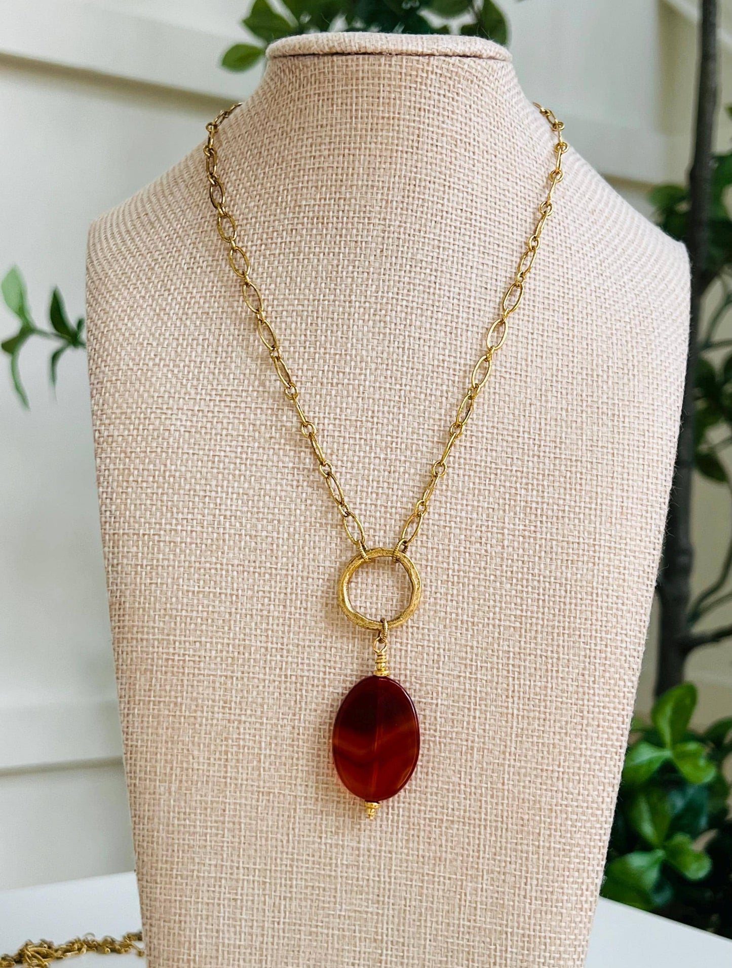 Dainty Gold Oval Link Chain with Large Carnelian Oval Pendant Necklace Carnelian Gorgeous Layering Statement Necklace Gold Drop Necklace
