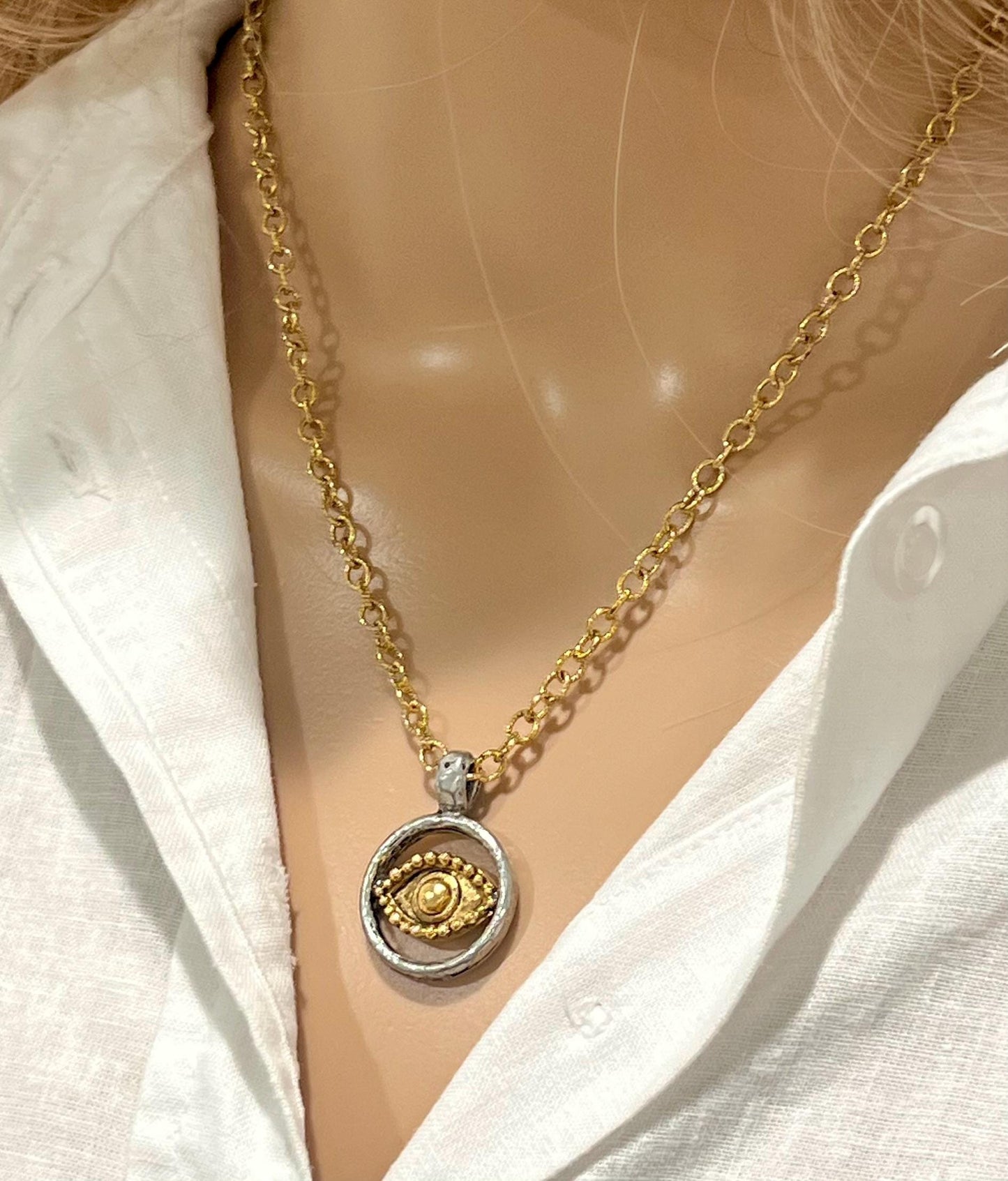 Gold Small Textured Cable Chain Necklace with Evil Eye Pendant Gorgeous Layering Statement Necklace Gold Necklace Versatile Length