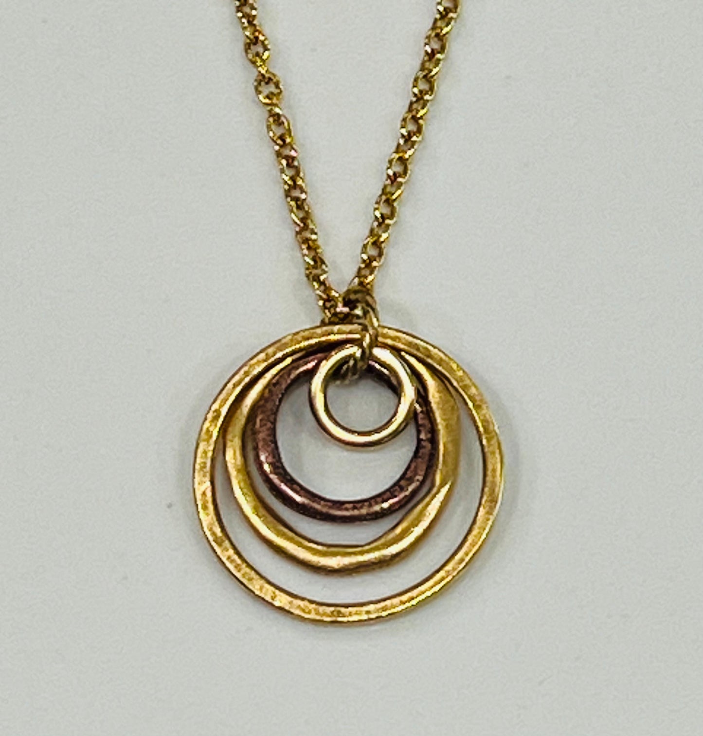Concentric Circles Pendant Necklace