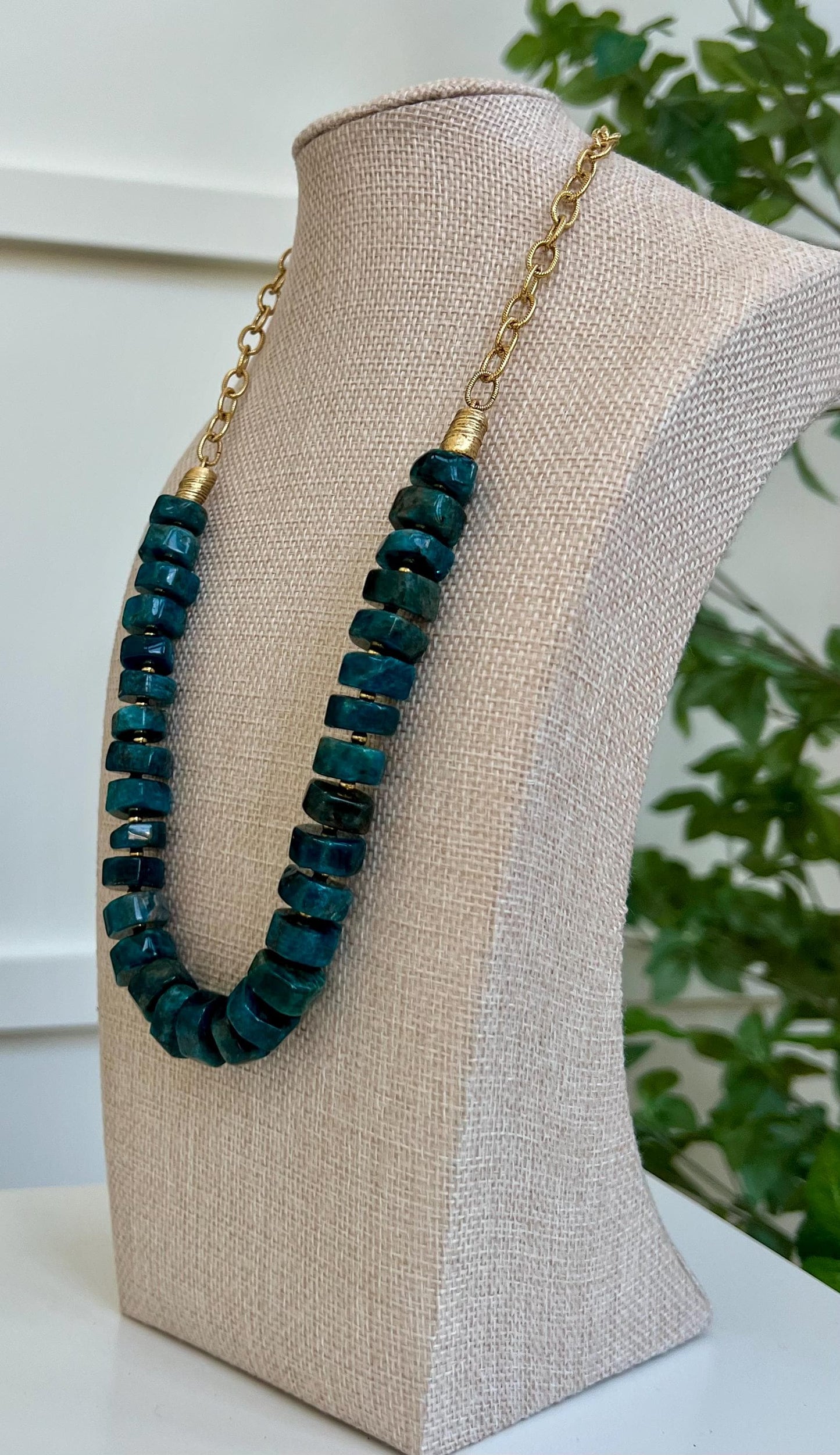 Blue Apatite Beaded Statement Necklace Natural Gemstone Layering Semi-Precious Bead Necklace 8x15mm Wheel Beads Gorgeous Natural Apatite
