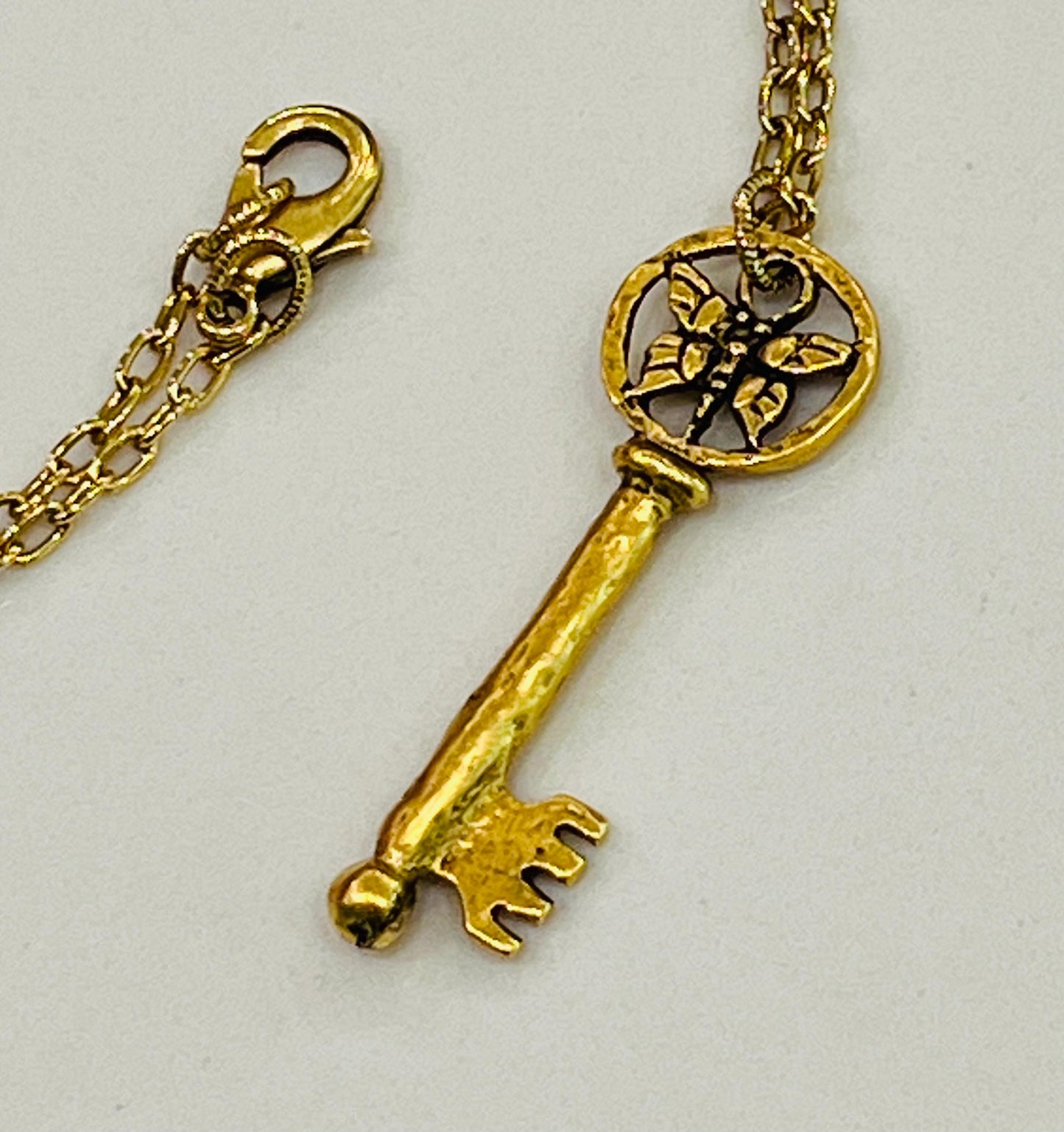 Gold Delicate Paperclip Layering Necklace with Gold Key Pendant Gorgeous Layering Statement Necklace Modern Gold Necklace