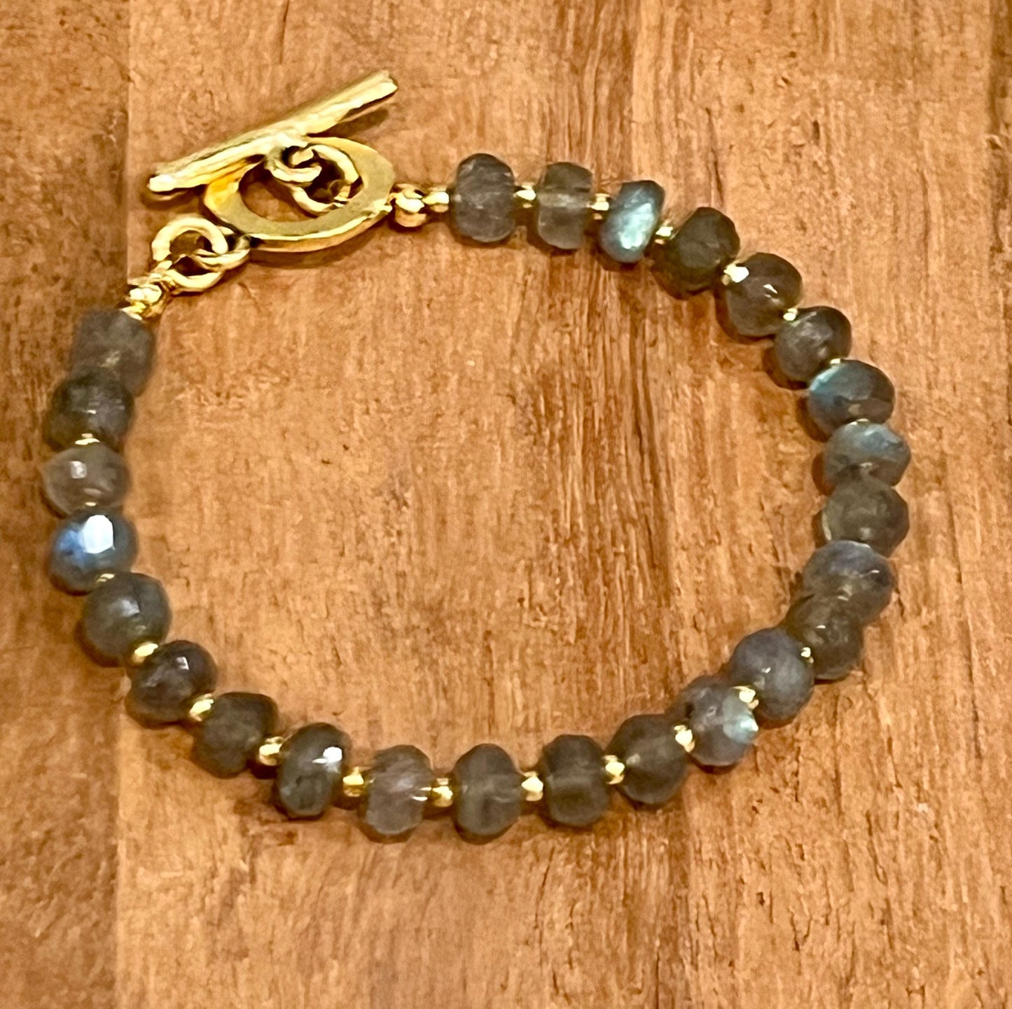 Labradorite Beaded Bracelet 5.5mm Faceted Rondelle Labradorite Stones with Decorative Gold Easy Clasp Natural Gemstone Bracelet