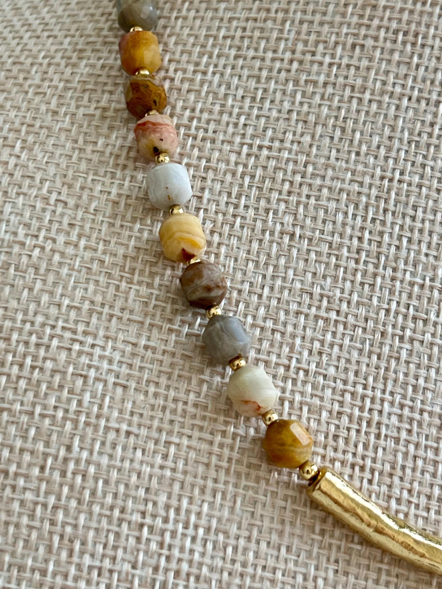 Crazy Lace Agate Beaded Necklace Non-Tarnish Large Curved Bar Natural Semi-Precious Gemstones 6mm Double Point Faceted Stones Toggle Clasp