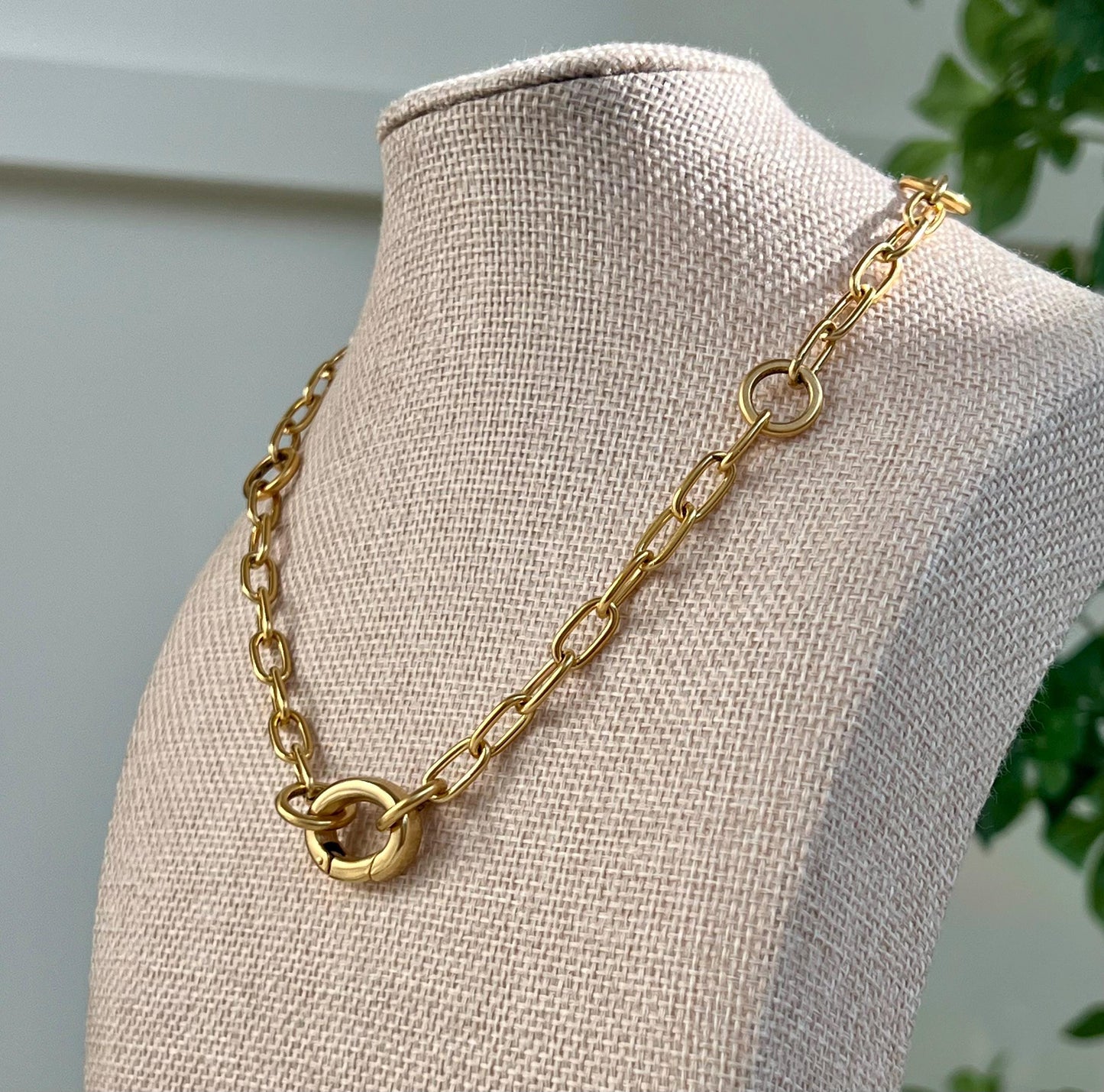 Gold Chunky Paperclip Chain Necklace