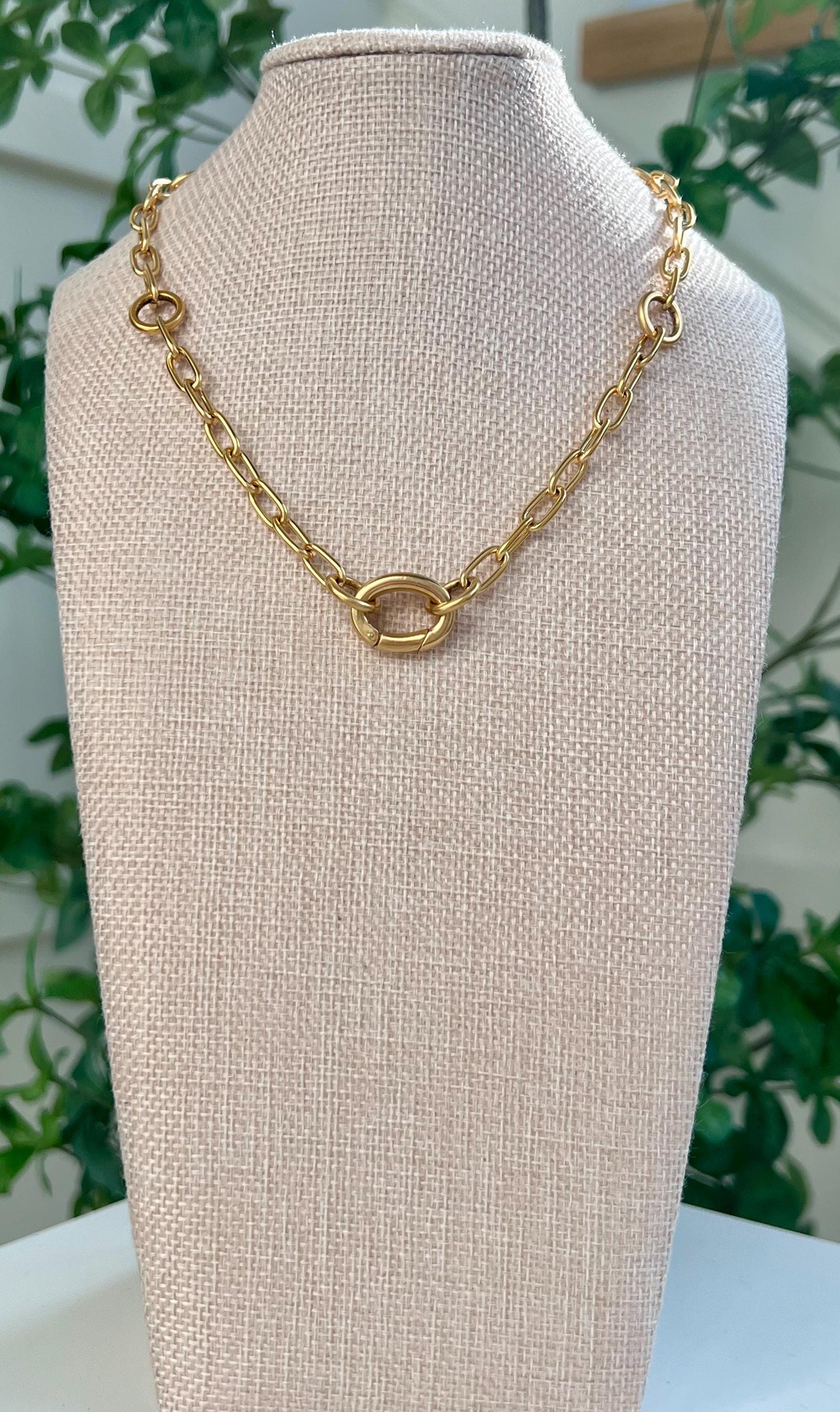 Gold Chunky Paperclip Chain Necklace