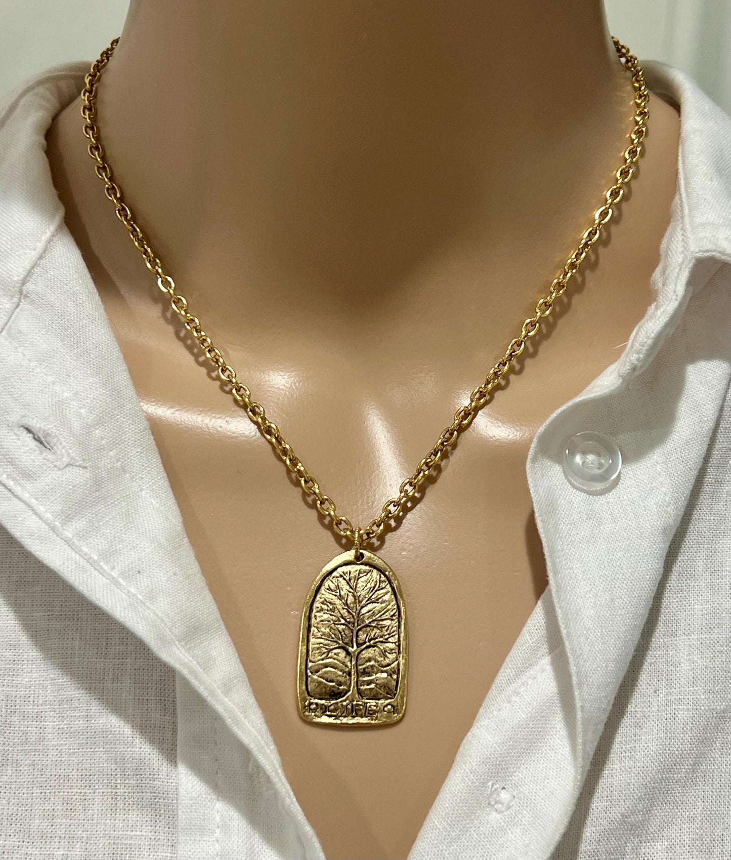 Gold or Copper Small Classic Cable Chain Necklace with Tree of Life Large Pendant Gorgeous Layering Statement Necklace Versatile Length