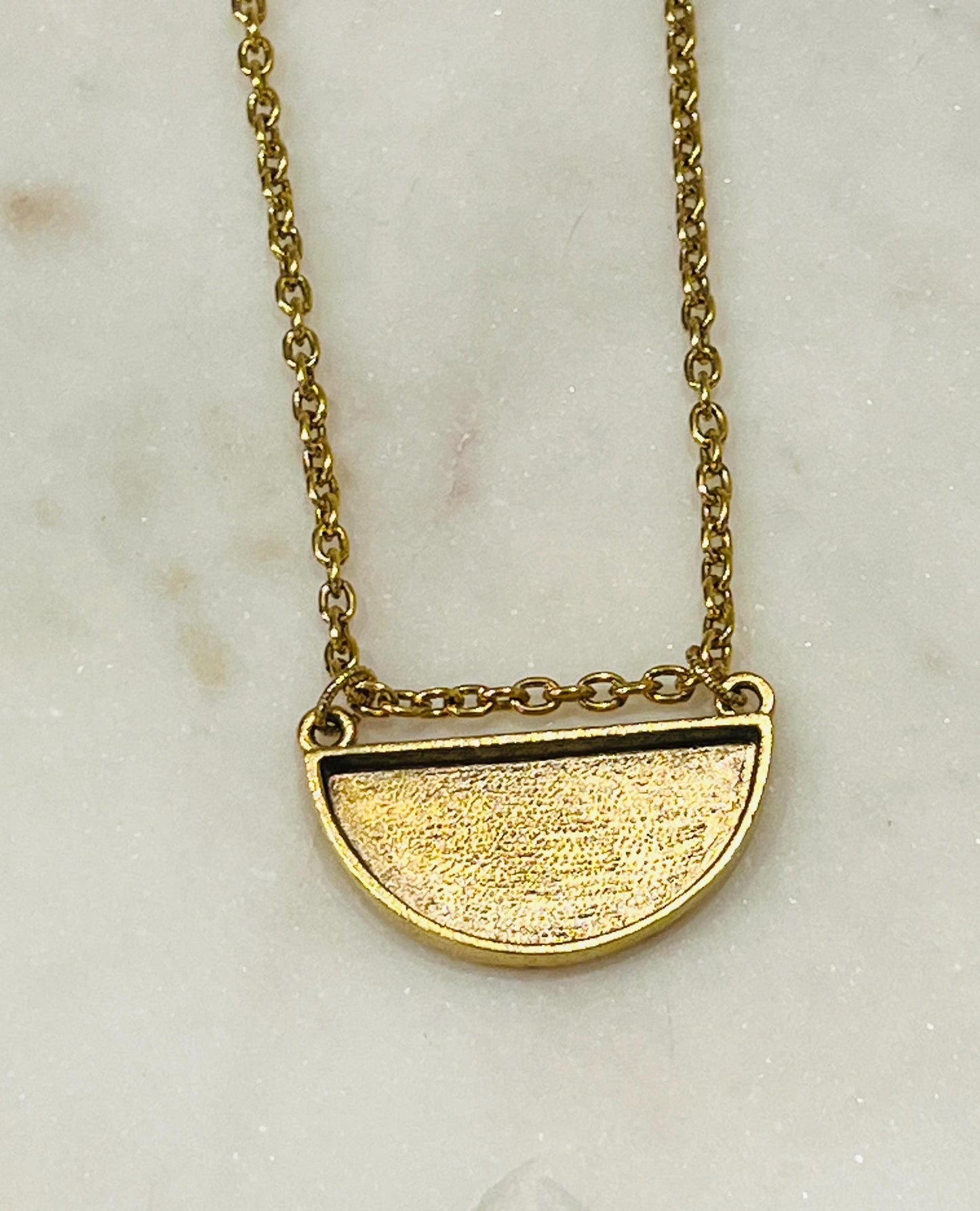 Gold Classic Cable Chain Layering Necklace with Half Circle Geometric Pendant Gorgeous Layering Statement Necklace Modern Gold Necklace