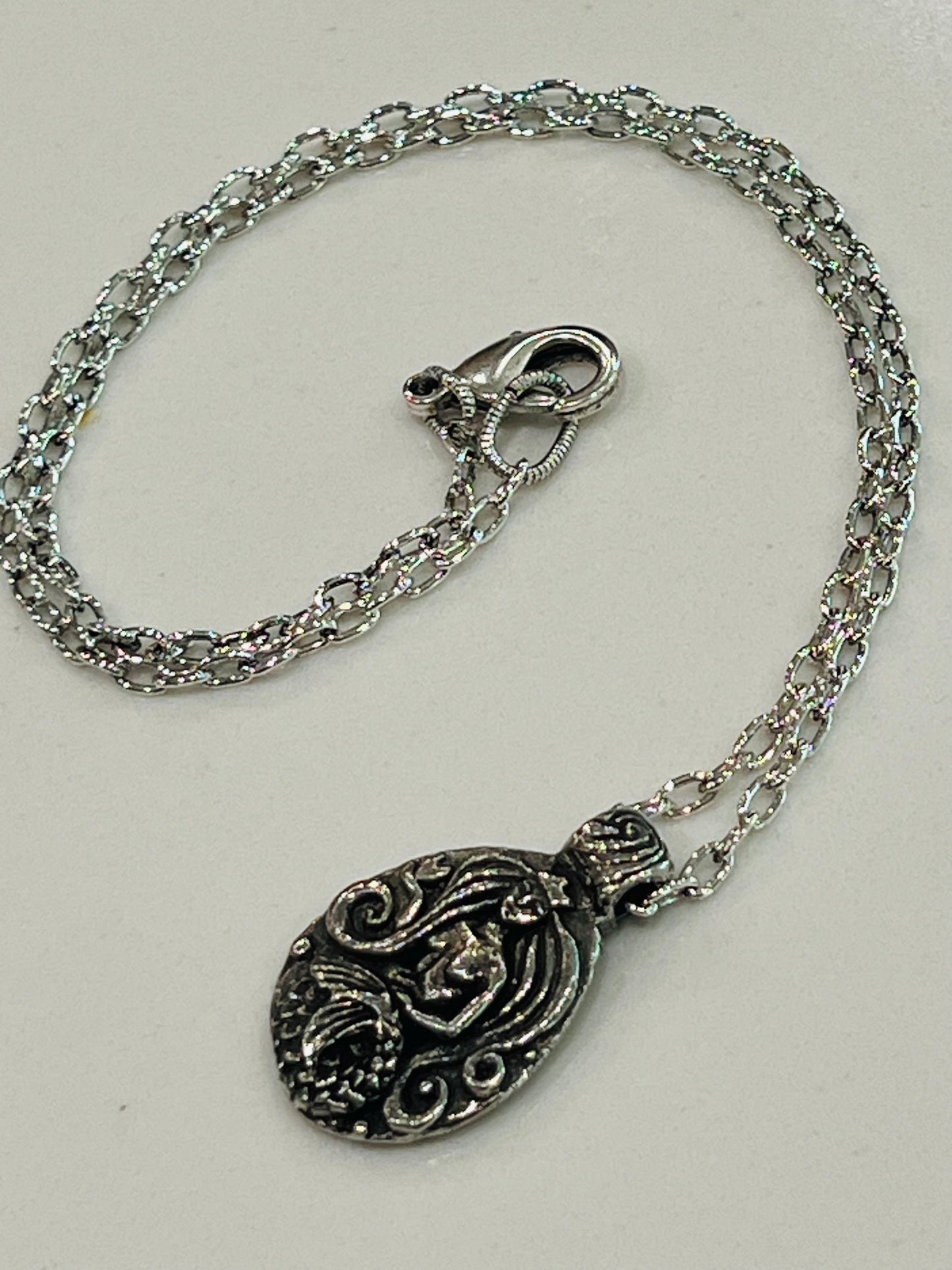 Silver Small Classic Cable Chain Necklace with Mermaid Pendant Gorgeous Layering Statement Necklace Silver Necklace Versatile Length