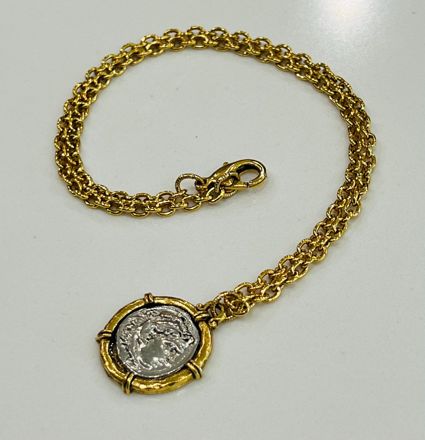 Gold Small Classic Cable Chain Necklace with Roman Coin Pendant Gorgeous Layering Statement Necklace Gold Necklace Versatile Length