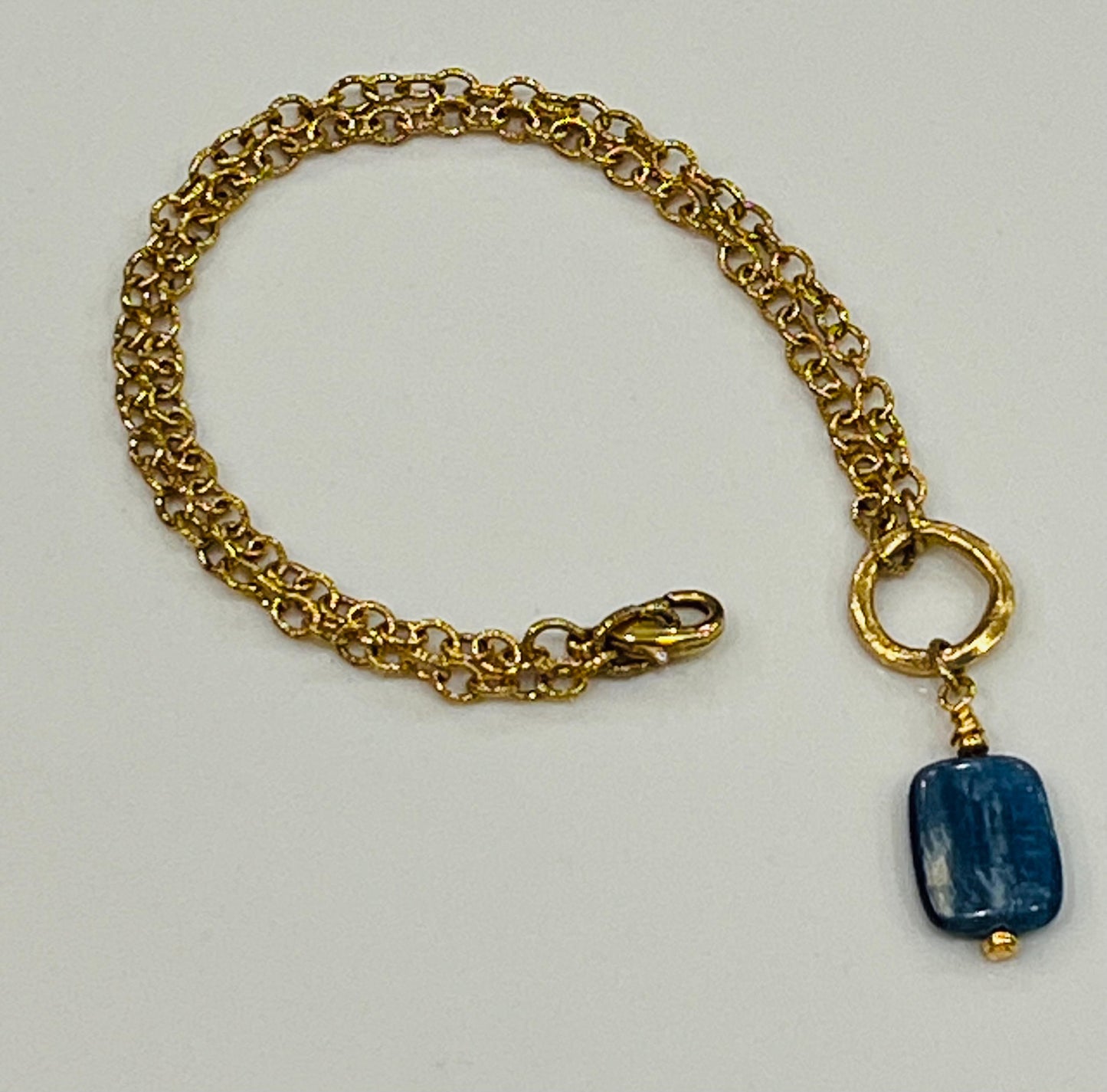 Gold Textured Small Cable Chain with Kyanite Pendant Necklace Blue Kyanite Gorgeous Layering Statement Necklace Gold Drop Necklace
