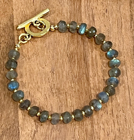 Labradorite Beaded Bracelet 5.5mm Faceted Rondelle Labradorite Stones with Decorative Gold Easy Clasp Natural Gemstone Bracelet