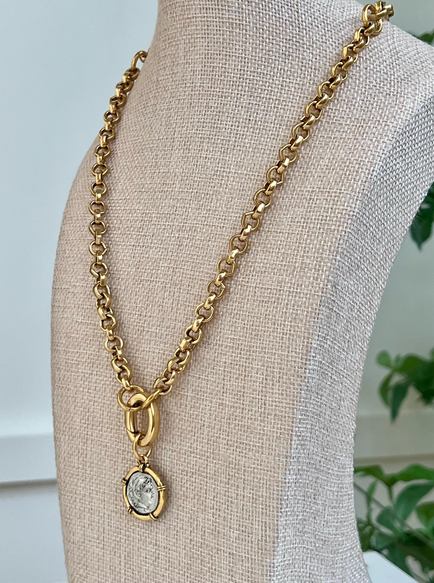 Gold Rolo Thick Chain Layering Necklace