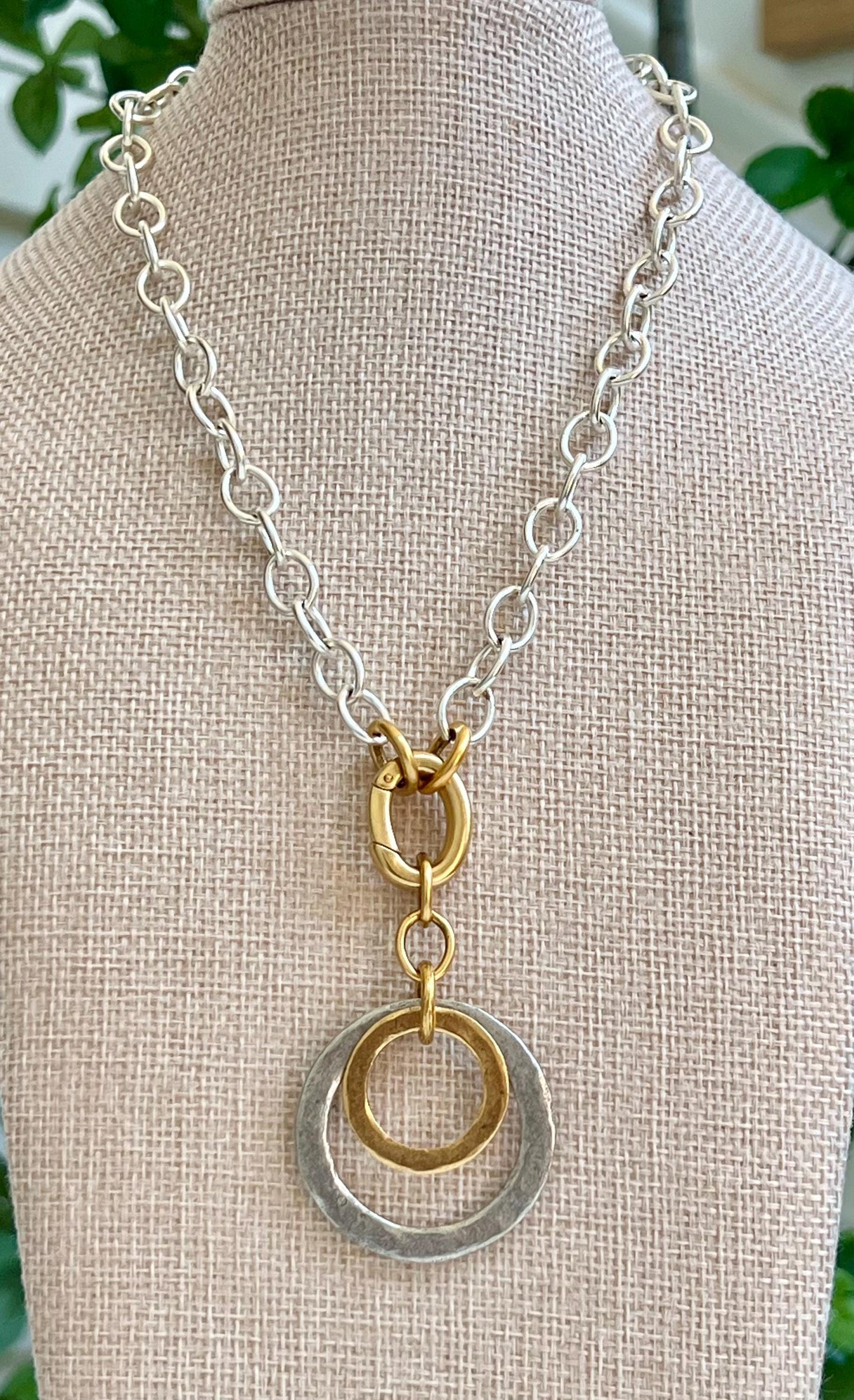 Silver Chunky Oval Chain Necklace with Gold Carabiner Spring Concetric Circle Drops Statement Necklace Chunky Statement Necklace